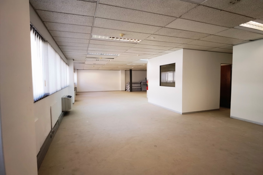 To Let commercial Property for Rent in Mowbray Western Cape